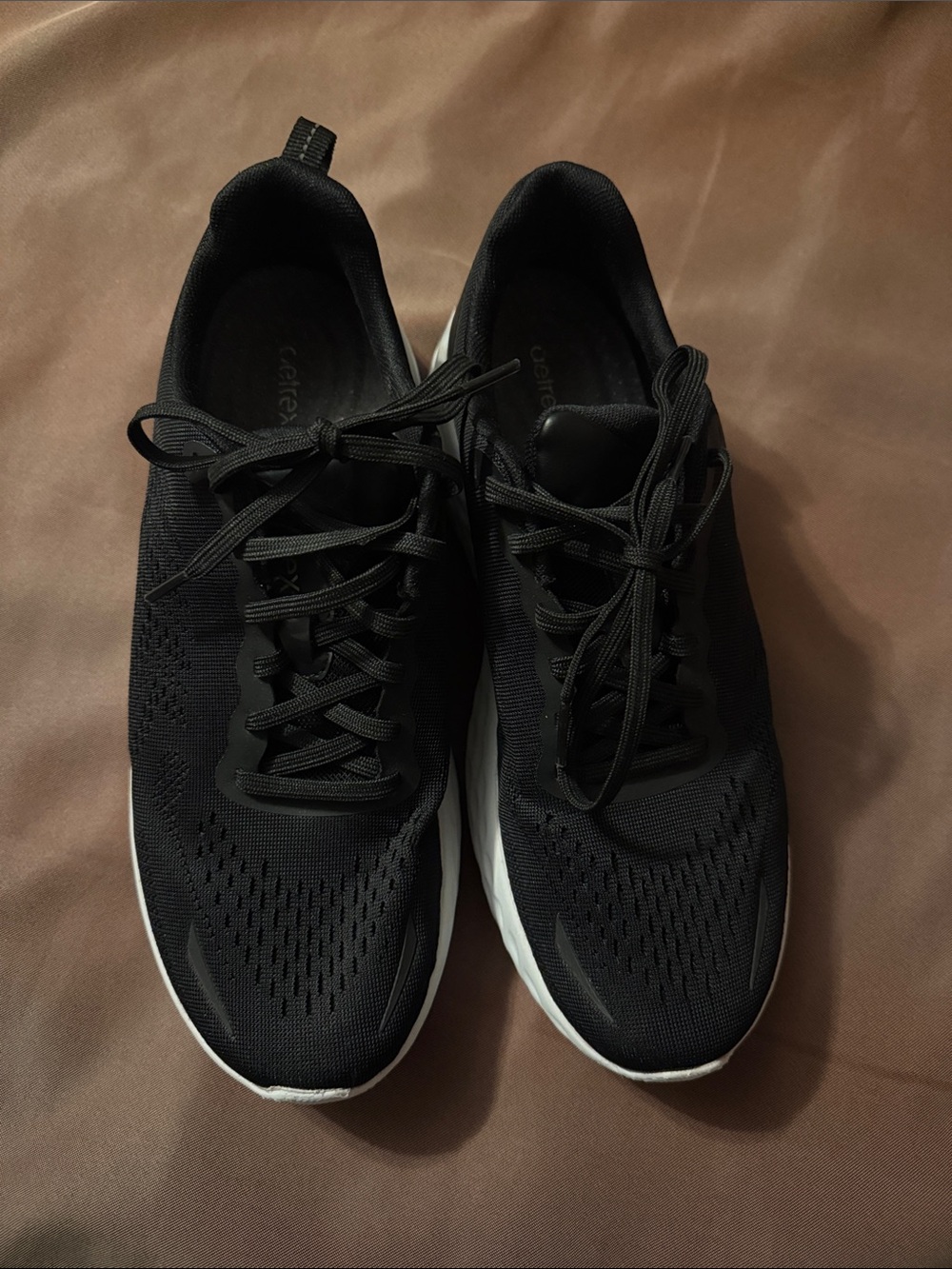 aetrex NIKA Black Knit Athletic Sneakers with White Soles